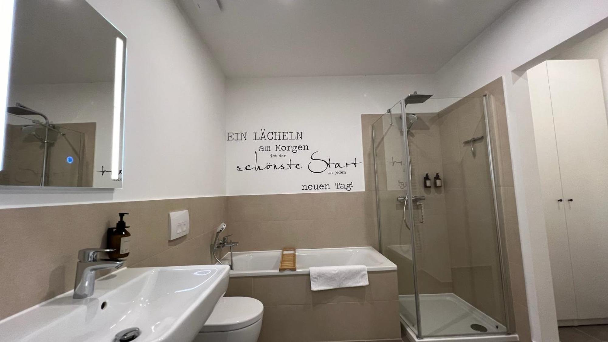 Neu! City-Loft-Apartment Im Goethe Palais I 5P I Lift I Parkplatz I Zentrum I Helios Aue  Εξωτερικό φωτογραφία