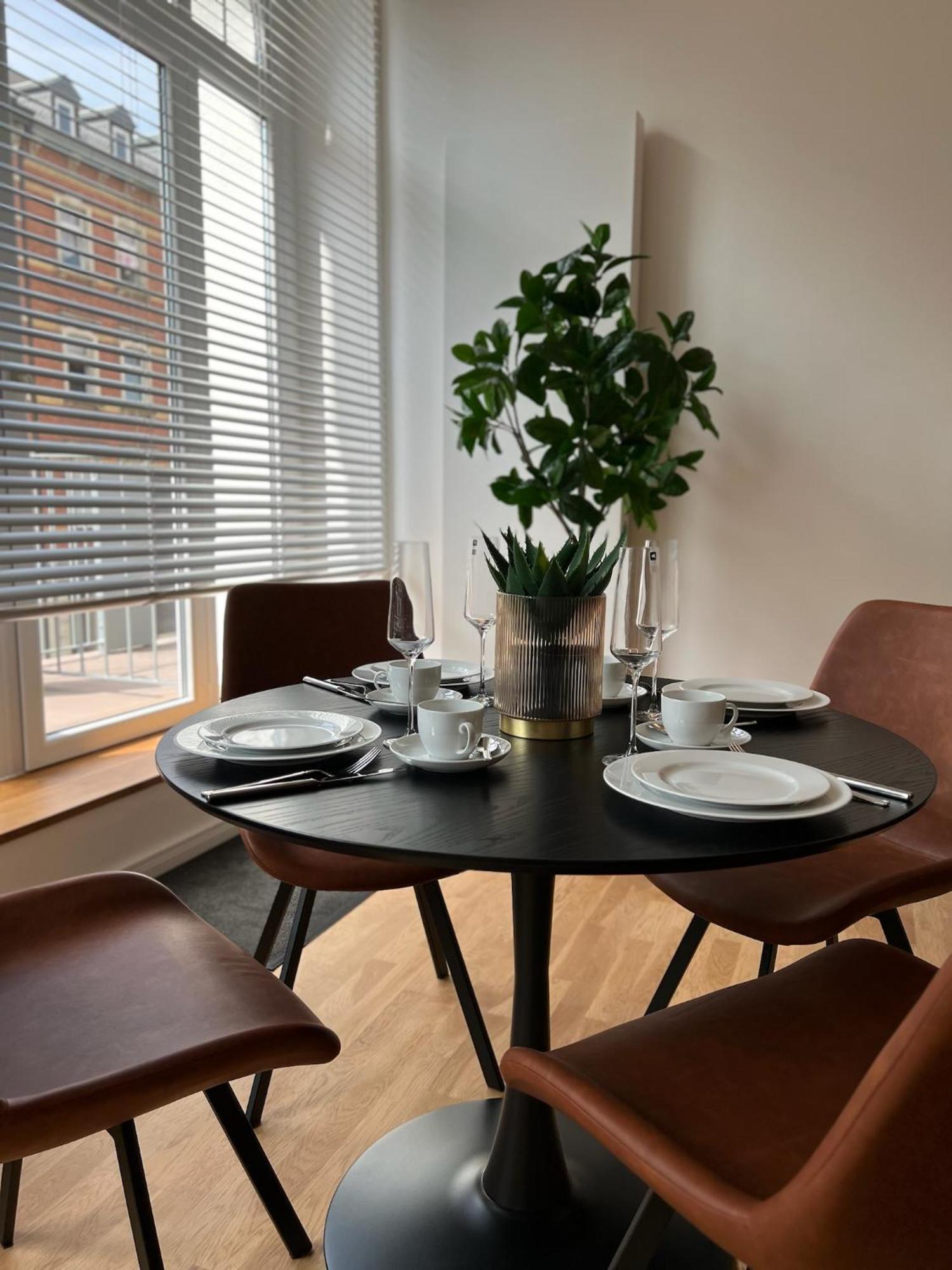 Neu! City-Loft-Apartment Im Goethe Palais I 5P I Lift I Parkplatz I Zentrum I Helios Aue  Εξωτερικό φωτογραφία